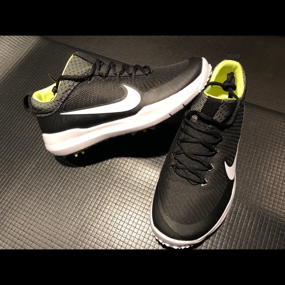 Nike Fi Premiere golf shoes size 10 NEW